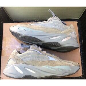 Yeezy Adidas Boost 700 V2 in Hospital Blue Size 8.5M